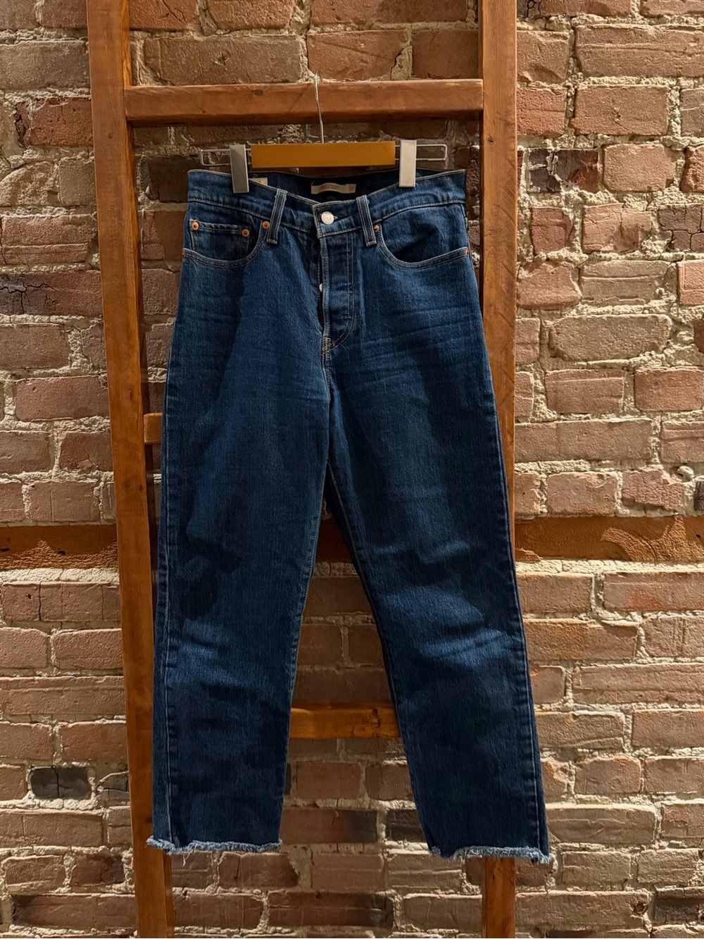 Levi’s Wedgie Straight (size 27)